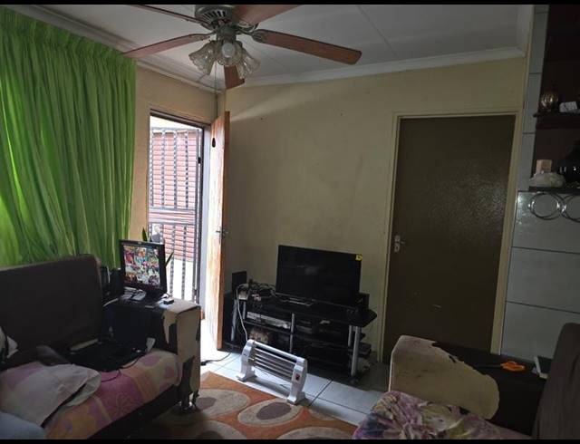 3 BEDROOM HOUSE FOR SALE IN PROTEA GLEN EXT